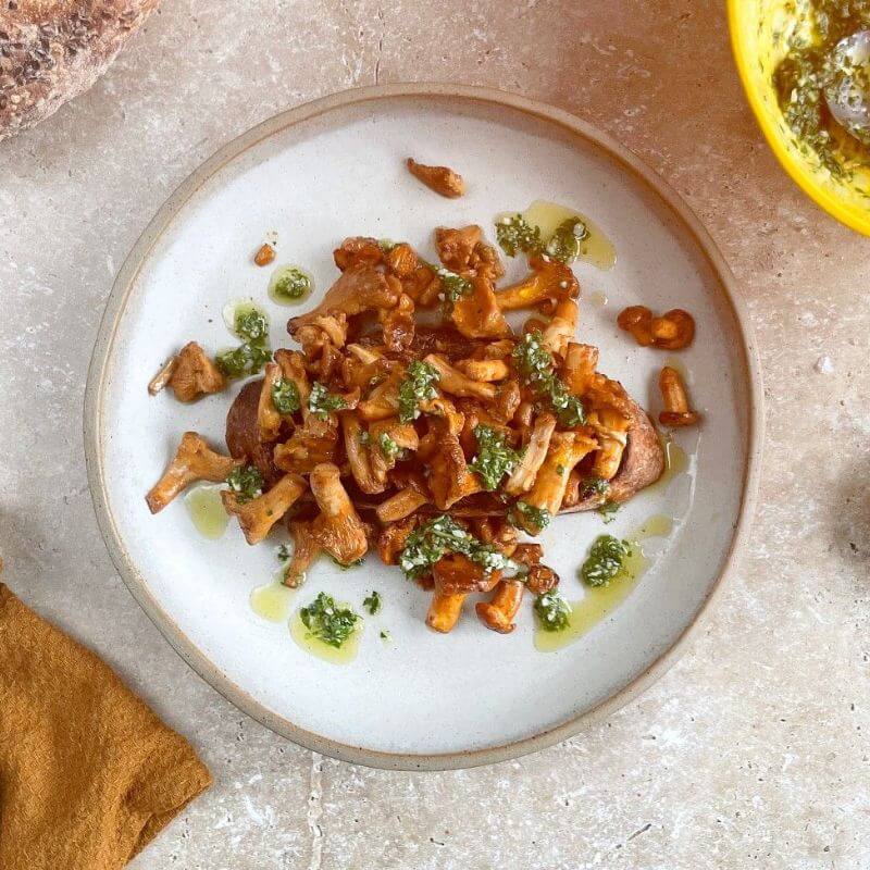 Girolle Mushrooms, Fresh - Image 5