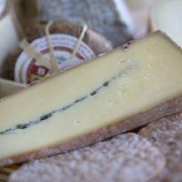 Morbier Fermier, with Ash, +/-500g - Image 3